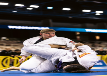Leading MMA Clothing Brands: Find the Best Gear for Training & Competition