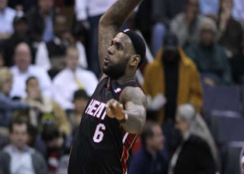 Best Football Players to Wear Number 6 Jersey