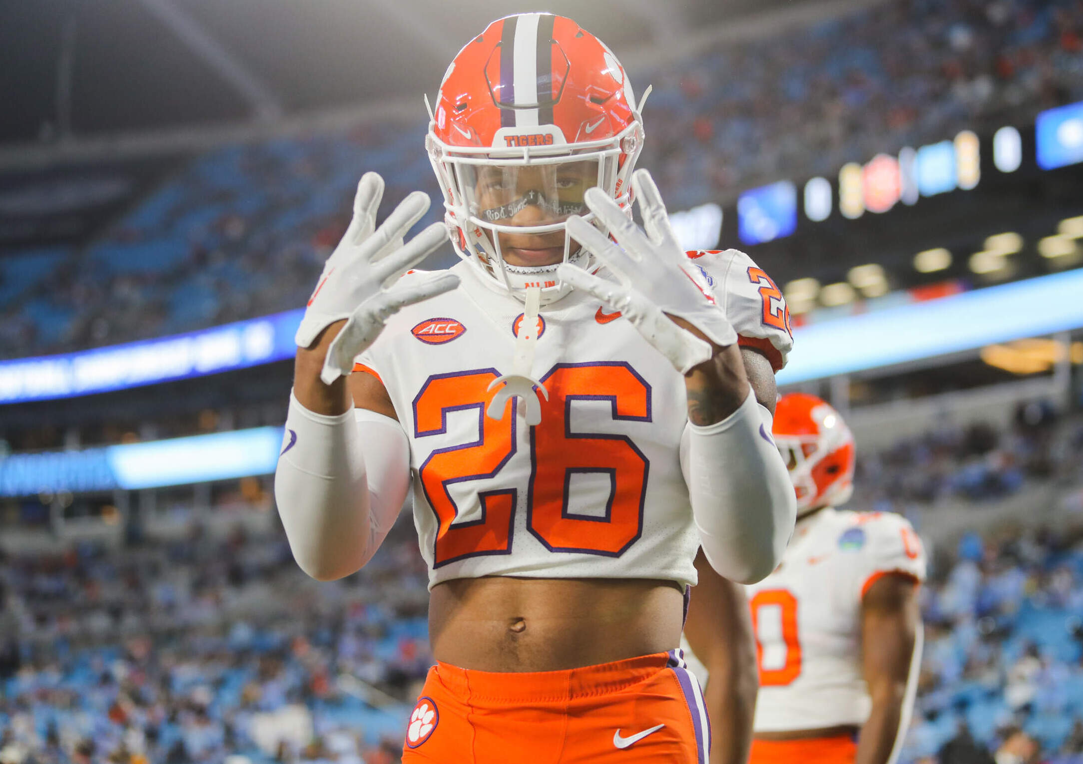 T.J. Dudley Profile: Four-Star Linebacker Making Waves at Clemson