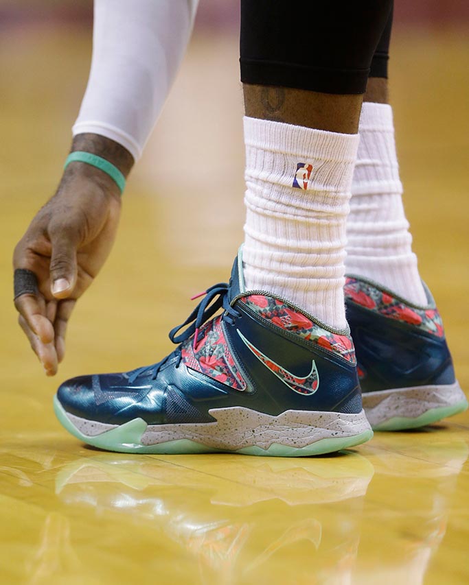 What Size Shoe Does LeBron Wear? Find Out His Exact Size!