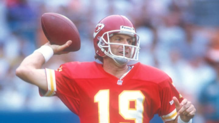 Did Joe Montana Win a Super Bowl With the Chiefs? Find Out the Truth Here!