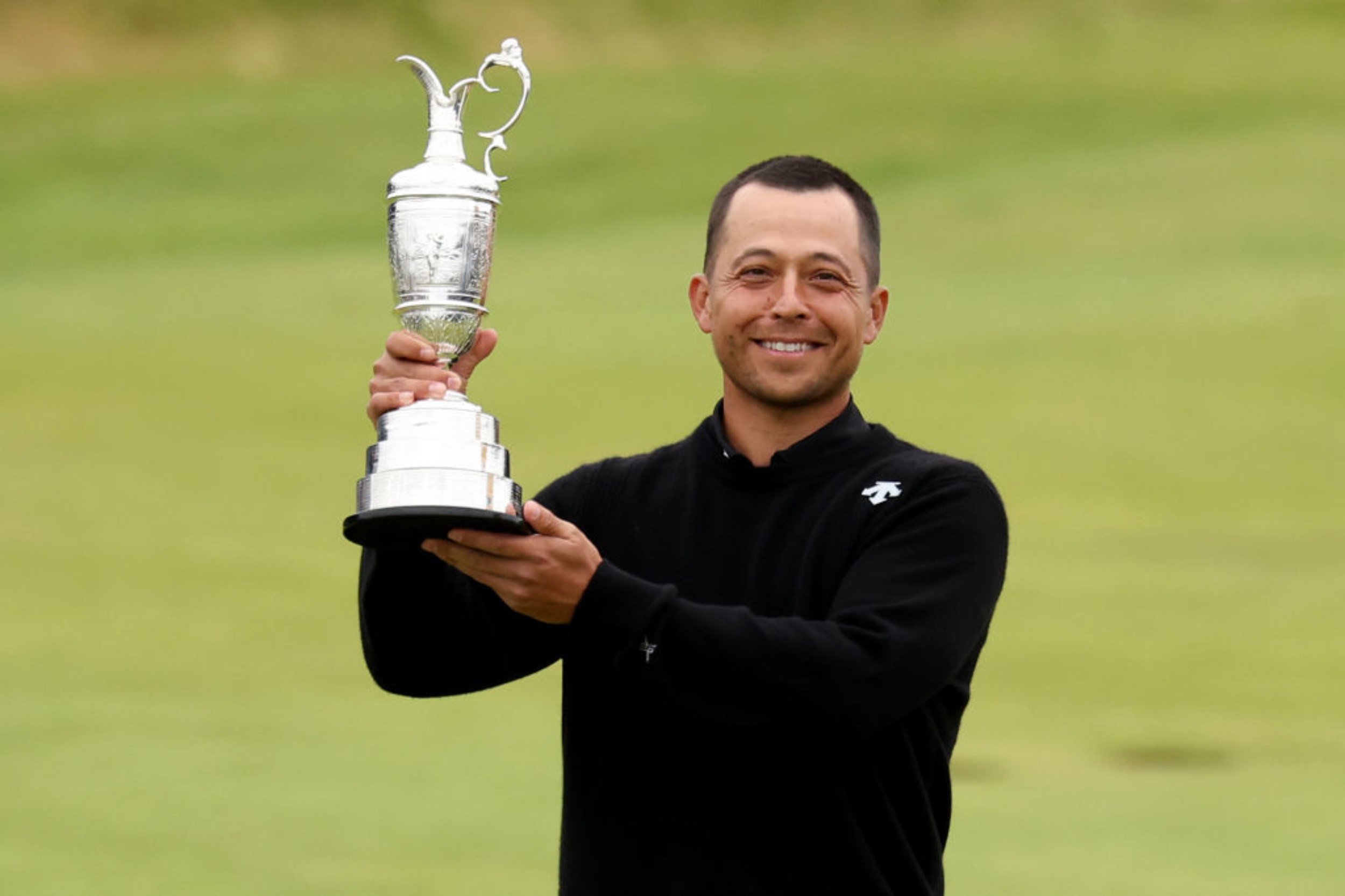 The scoop on Xander Schauffele caddie earnings: Get the estimated figures for his long time looper Austin Kaiser.