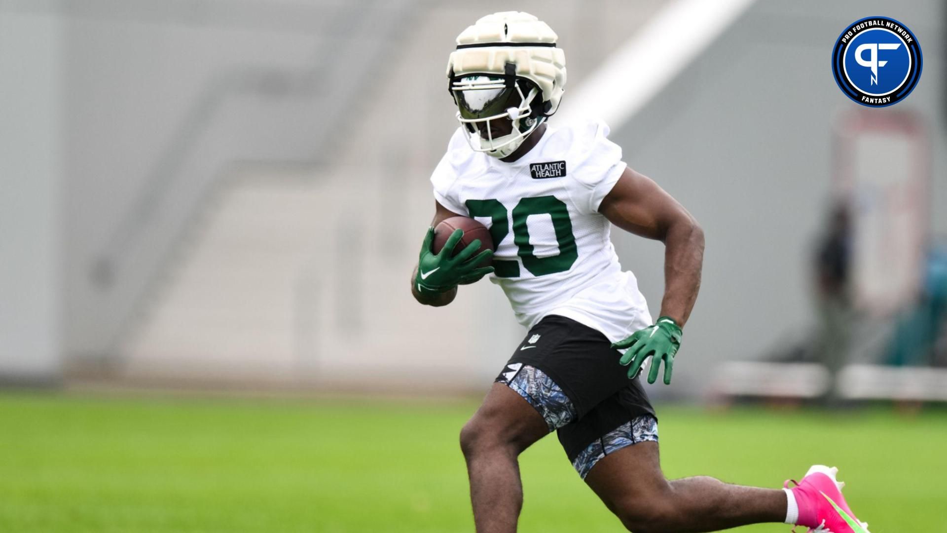 Should I draft Breece Hall in fantasy football? Making the right choice for your teams success this year.