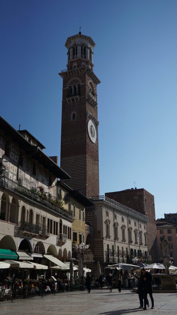 Finding the best set for Verona: A quick guide.