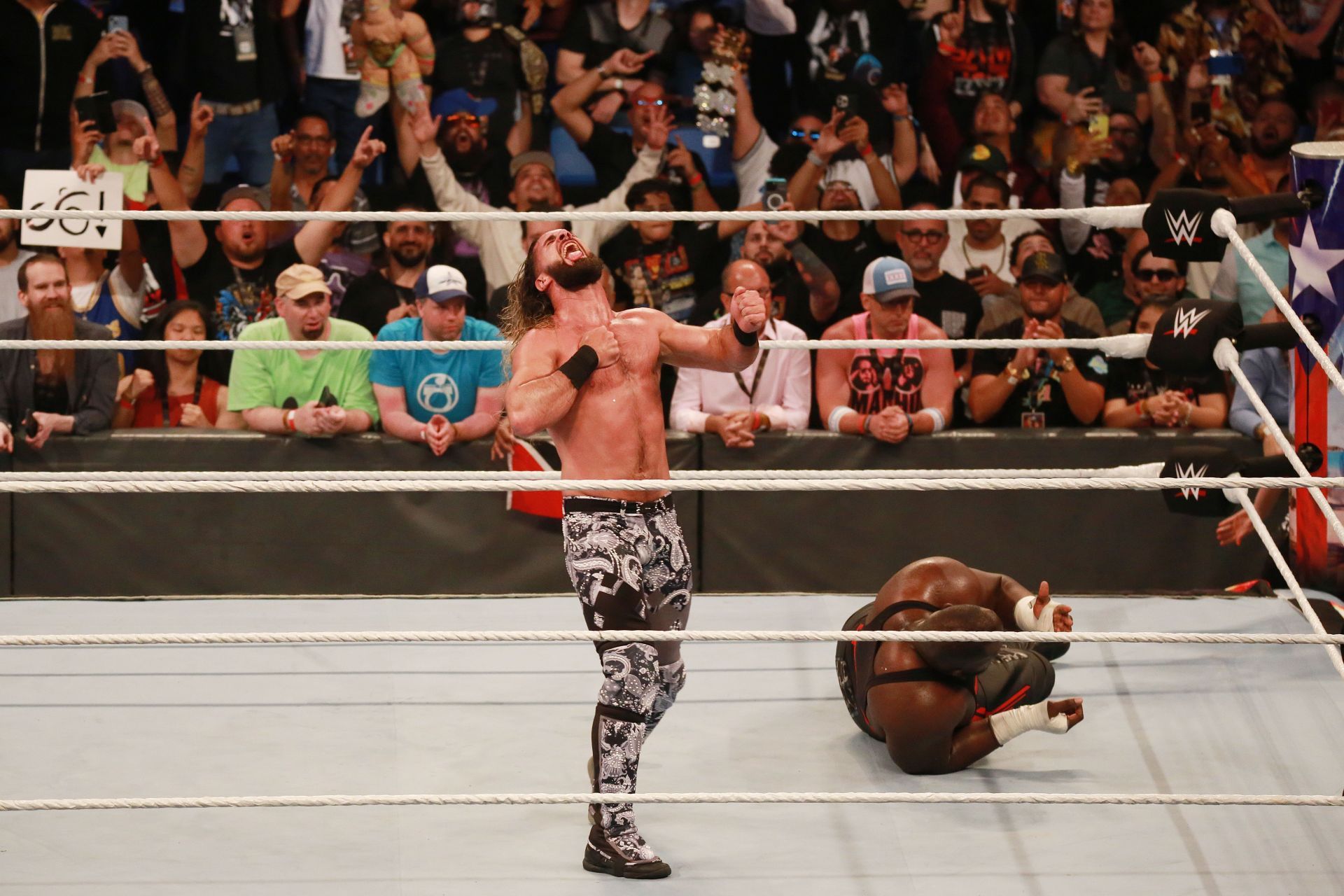 Wondering exactly how tall is Seth Rollins? Get the wrestlers height measurement in feet and inches easily.